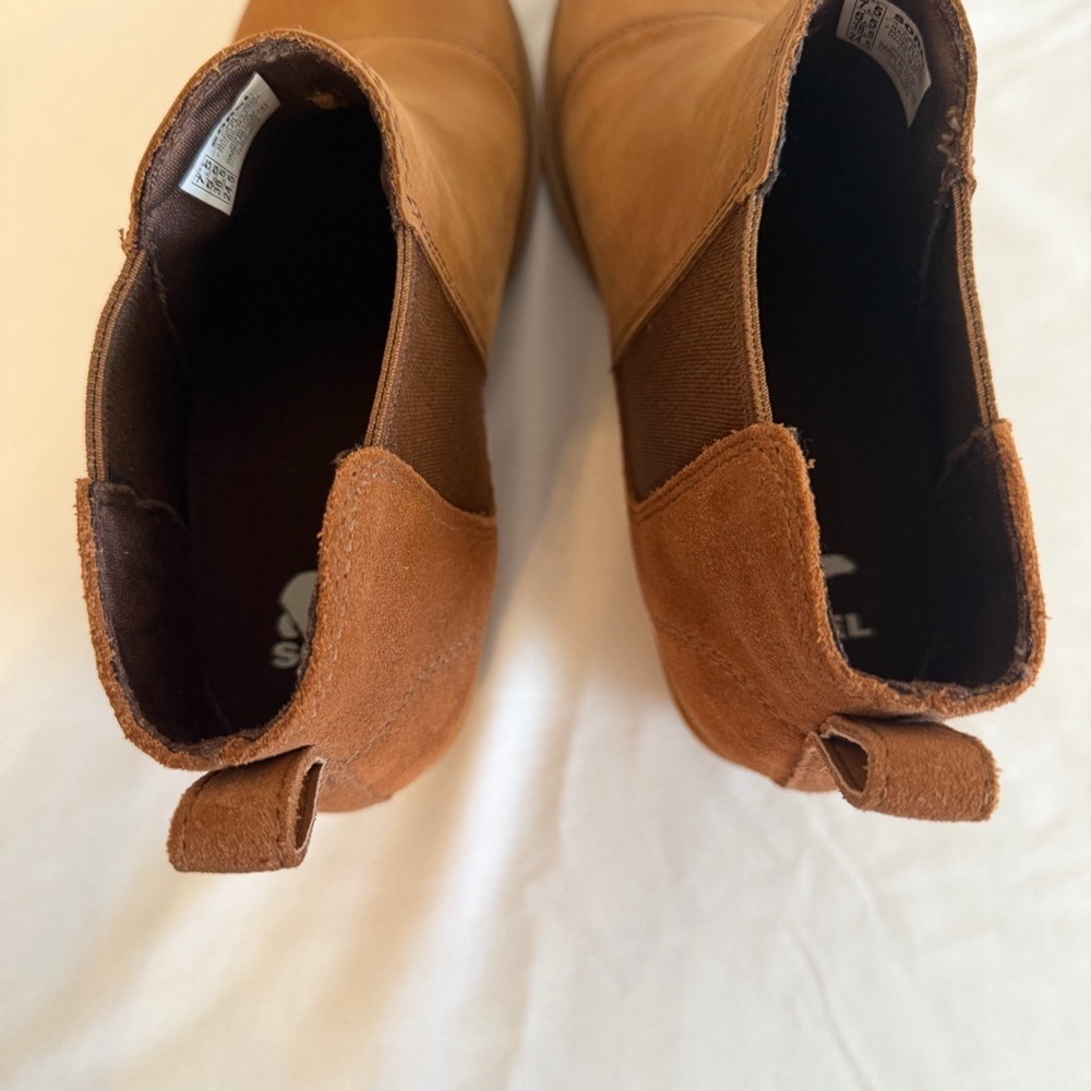 Sorel Evie II Wedge Waterproof Leather Chelsea Boots Cognac Size 7.5 - Picture 6 of 7
